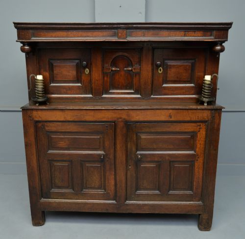 Small Early 18th Century Oak Cwpwrdd Deuddarn or Two Part Cupboard