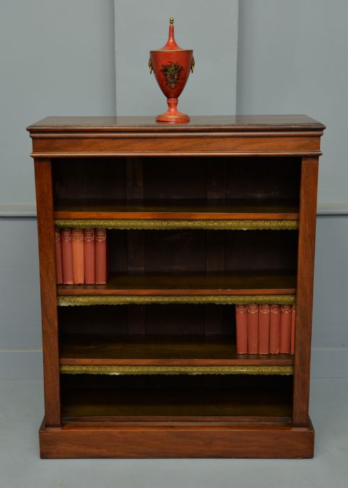 Victorian Mahogany Open Adjustable Bookcase