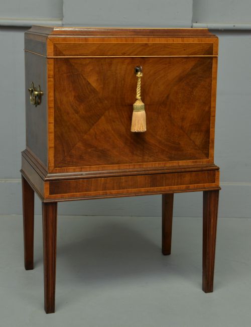 Georgian Mahogany Wine Cellarette