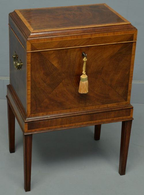 fig 1. Georgian Mahogany Wine Cellarette