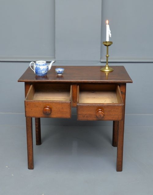 GEORGIAN OAK SIDE TABLE - ADDITIONAL PHOTO 1