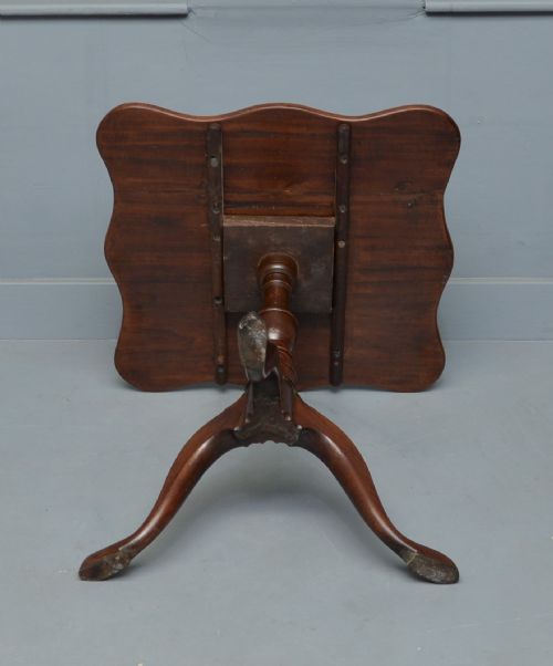 GEORGIAN MAHOGANY SERPENTINE TILTTOP SIDE WINE TABLE - ADDITIONAL PHOTO 7