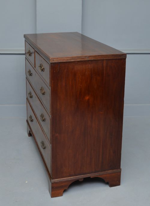 GEORGIAN FLAME MAHOGANY CHEST OF DRAWERS - ADDITIONAL PHOTO 6