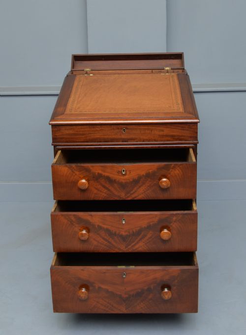 LATE GEORGIAN MAHOGANY SLIDING TOP DAVENPORT DESK - ADDITIONAL PHOTO 3