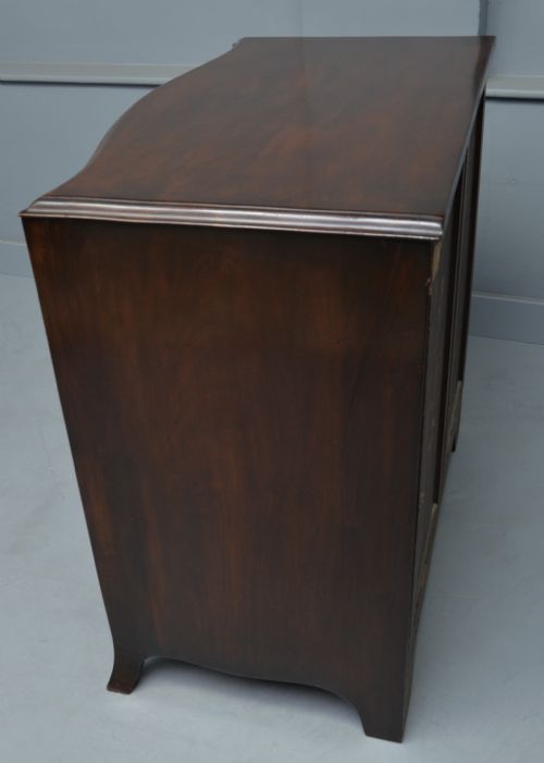 GEORGIAN REVIVAL MAHOGANY SERPENTINE CHEST OF DRAWERS - ADDITIONAL PHOTO 11