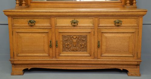 EDWARDIAN LIGHT OAK CARVED MIRRORBACK SIDEBOARD - ADDITIONAL PHOTO 2