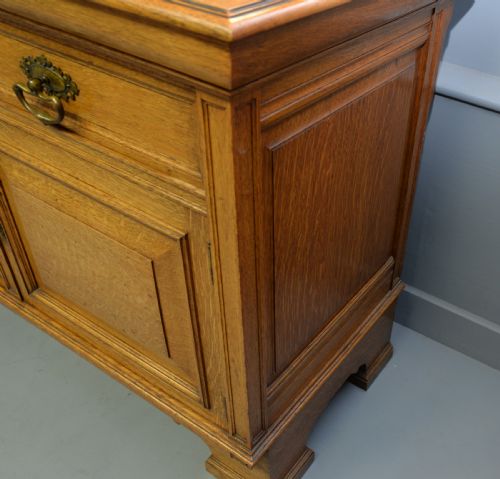 EDWARDIAN LIGHT OAK CARVED MIRRORBACK SIDEBOARD - ADDITIONAL PHOTO 5