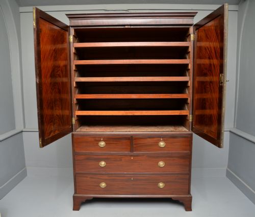 GEORGIAN FLAME MAHOGANY LINEN PRESS WARDROBE - ADDITIONAL PHOTO 2