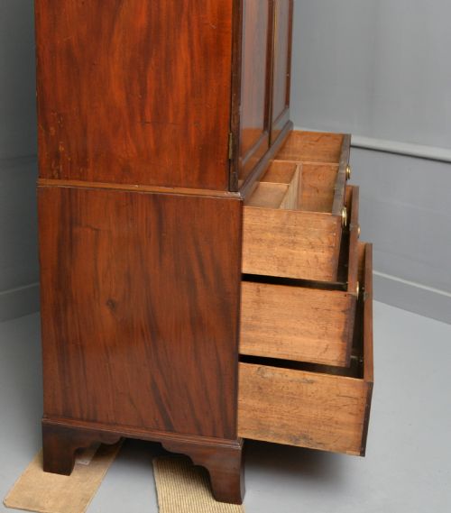GEORGIAN FLAME MAHOGANY LINEN PRESS WARDROBE - ADDITIONAL PHOTO 9