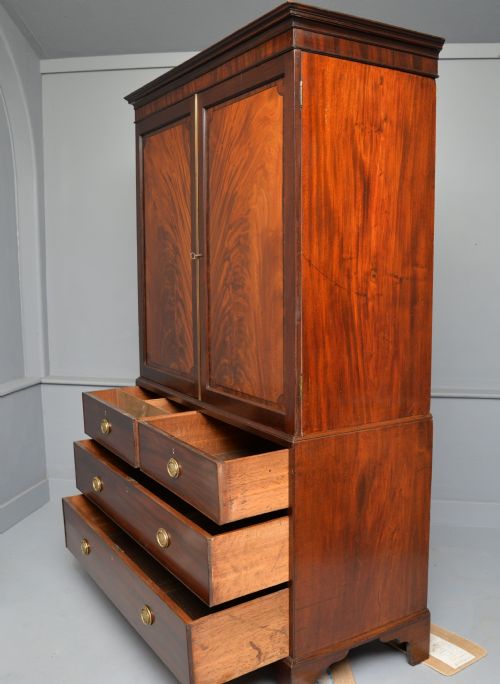 GEORGIAN FLAME MAHOGANY LINEN PRESS WARDROBE - ADDITIONAL PHOTO 10
