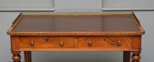 FINE QUALITY GILLOWS DESIGN WALNUT WRITING TABLE - ADDITIONAL PHOTO 4