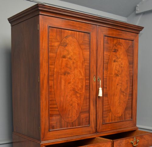 GEORGIAN FLAME MAHOGANY LINEN PRESS - ADDITIONAL PHOTO 6
