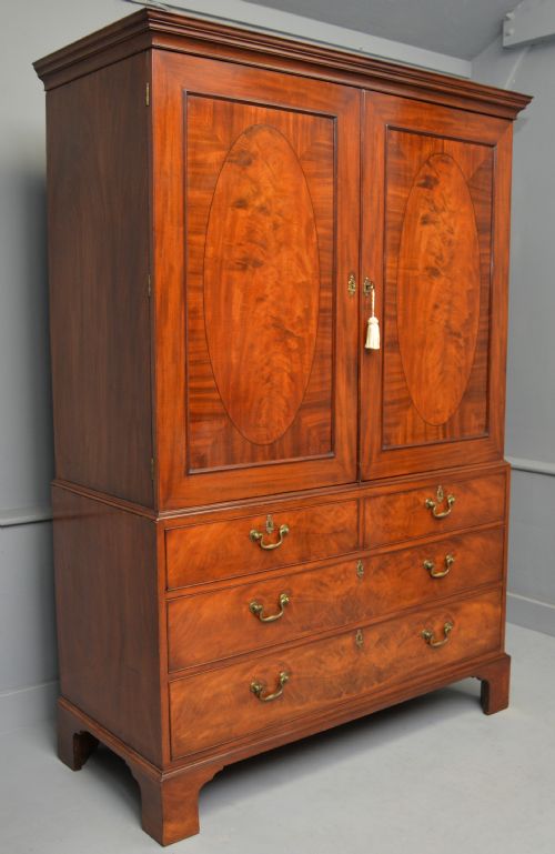 GEORGIAN FLAME MAHOGANY LINEN PRESS - ADDITIONAL PHOTO 8