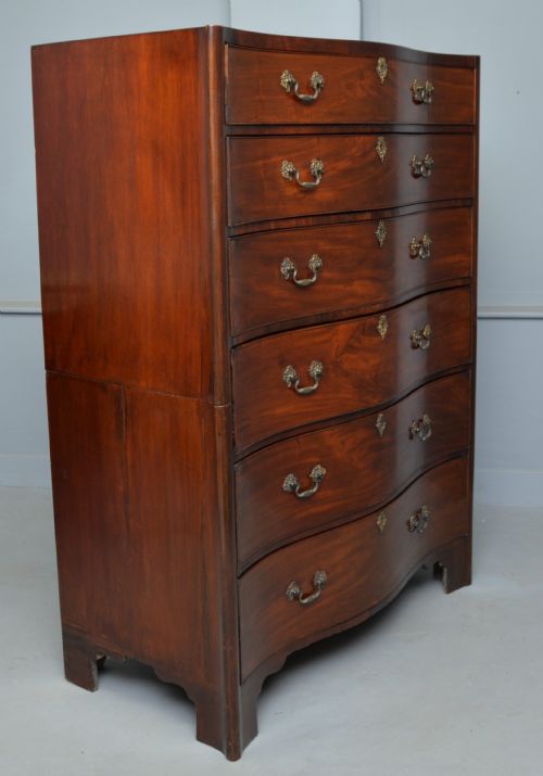 georgian mahogany serpentine tallboy chest of drawers - CATEGORY: ANTIQUE CHEST OF DRAWERS - DATED GEORGIAN