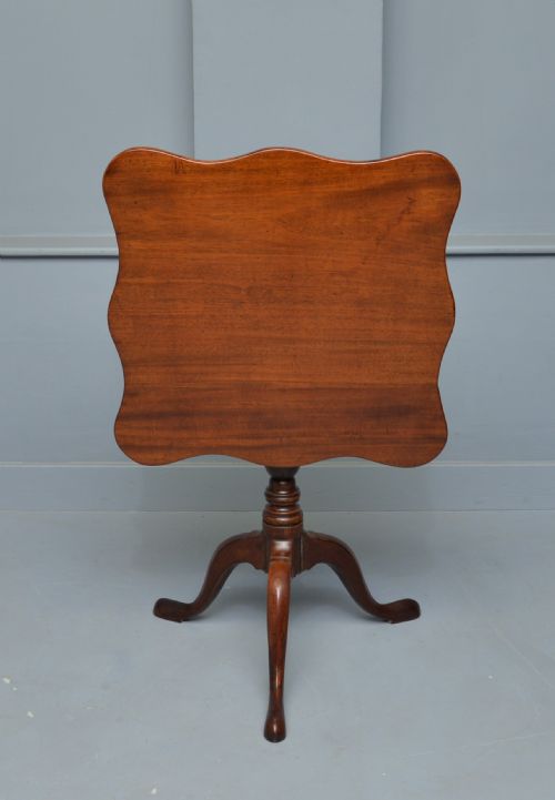 GEORGIAN MAHOGANY SERPENTINE TILTTOP SIDE WINE TEA LAMP TABLE - ADDITIONAL PHOTO 1