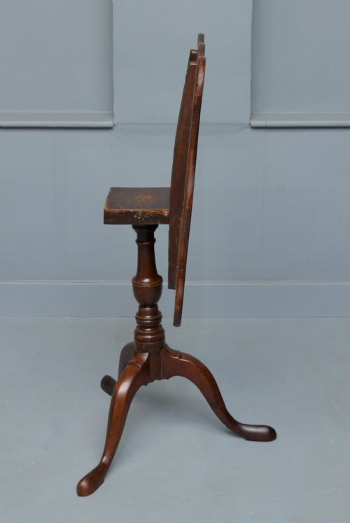 GEORGIAN MAHOGANY SERPENTINE TILTTOP SIDE WINE TEA LAMP TABLE - ADDITIONAL PHOTO 3