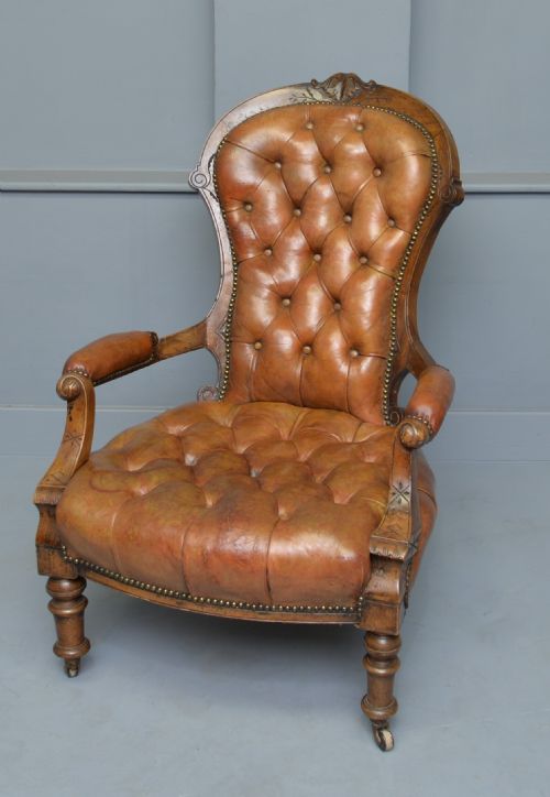 VICTORIAN WALNUT LEATHER SPOON BACK ARMCHAIR - ADDITIONAL PHOTO 5