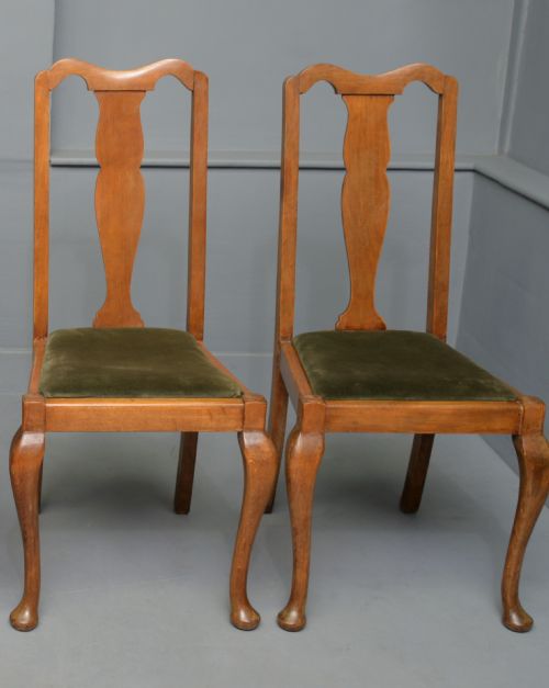 SET OF FOUR QUEEN ANNE STYLE WALNUT DINING CHAIRS - ADDITIONAL PHOTO 3
