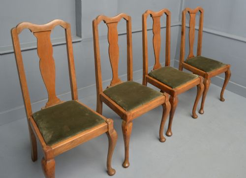 SET OF FOUR QUEEN ANNE STYLE WALNUT DINING CHAIRS - ADDITIONAL PHOTO 9