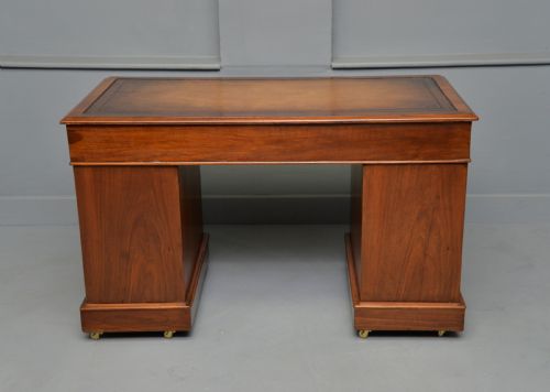 VICTORIAN MAHOGANY PEDESTAL DESK - ADDITIONAL PHOTO 7