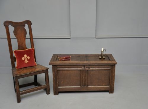 SMALL EARLY 18TH CENTURY OAK COFFER BLANKET BOX CHEST - ADDITIONAL PHOTO 1
