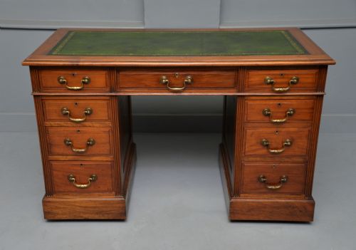 VICTORIAN SOLID MAHOGANY PEDESTAL DESK - ADDITIONAL PHOTO 4