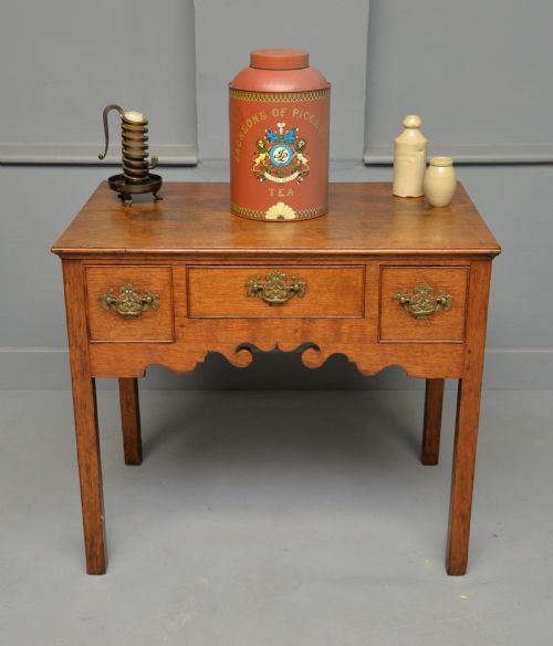 GEORGE III GEORGIAN SOLID OAK LOWBOY SIDE TABLE - ADDITIONAL PHOTO 2