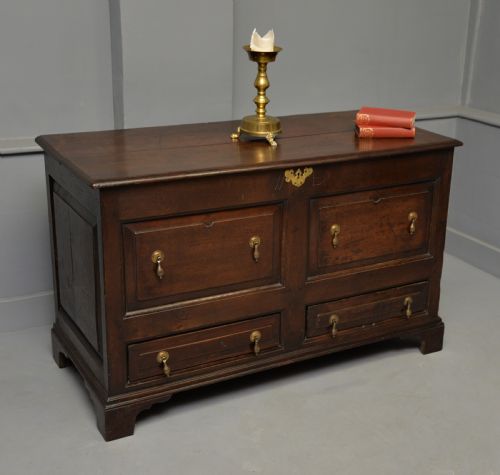 george ii oak mule chest coffer - CATEGORY: ANTIQUE CHESTS - DATED 18TH CENTURY