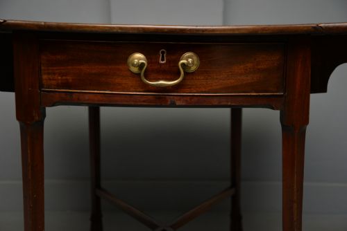 UNUSUAL GEORGIAN GEORGE III MAHOGANY BUTTERFLY PEMBROKE DINING TABLE - ADDITIONAL PHOTO 9