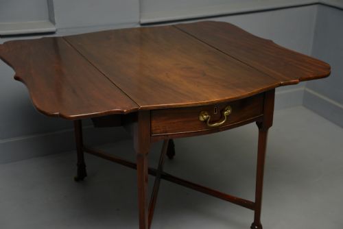 UNUSUAL GEORGIAN GEORGE III MAHOGANY BUTTERFLY PEMBROKE DINING TABLE - ADDITIONAL PHOTO 10