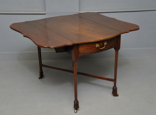 UNUSUAL GEORGIAN GEORGE III MAHOGANY BUTTERFLY PEMBROKE DINING TABLE - ADDITIONAL PHOTO 22