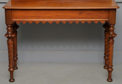 VICTORIAN WALNUT GOTHIC REVIVAL HALL SIDE LAMP TABLE - ADDITIONAL PHOTO 3