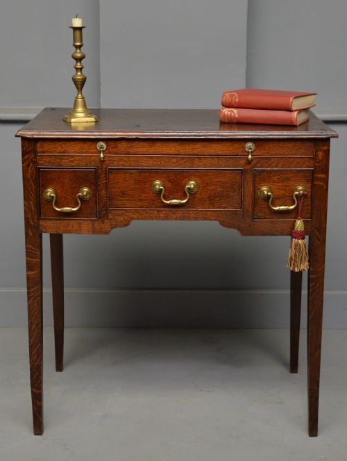 CHARMING GEORGIAN OAK LOWBOY SIDE TABLE - ADDITIONAL PHOTO 2