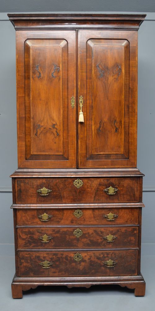 GEORGE II WALNUT SECRETAIRE BOOKCASE DESK C1730 - ADDITIONAL PHOTO 1