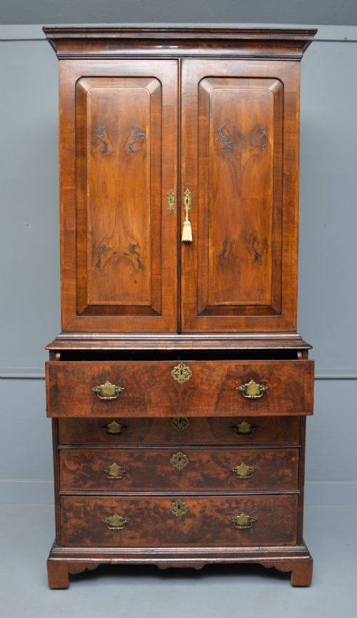 GEORGE II WALNUT SECRETAIRE BOOKCASE DESK C1730 - ADDITIONAL PHOTO 16