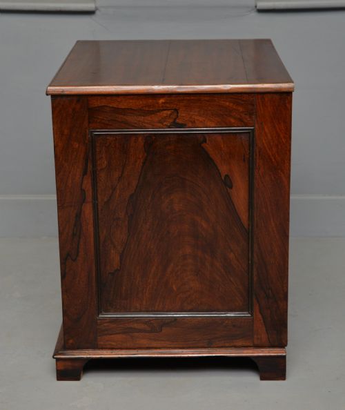 CHARMING SMALL REGENCY ROSEWOOD CHEST OF DRAWERS - ADDITIONAL PHOTO 12