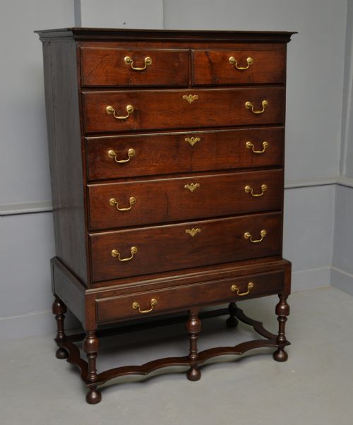 18th century georgian provincial oak chest on stand - CATEGORY: ANTIQUE CHEST OF DRAWERS - DATED 18TH CENTURY