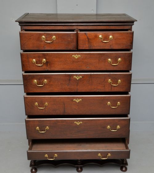 18TH CENTURY GEORGIAN PROVINCIAL OAK CHEST ON STAND - ADDITIONAL PHOTO 6