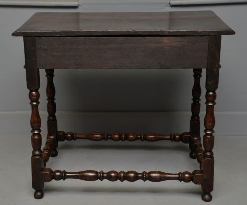 CHARMING 17TH CENTURY OAK SIDE TABLE - ADDITIONAL PHOTO 13