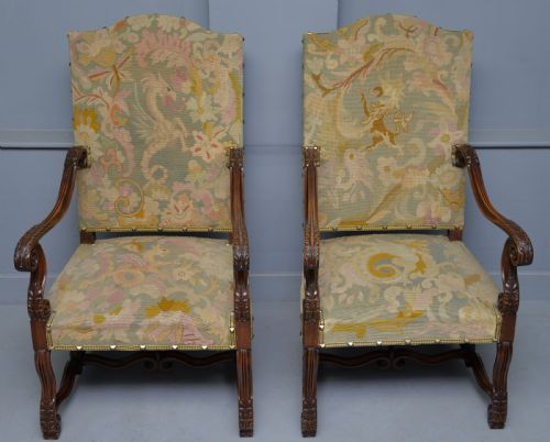 PAIR OF LOUIS XIII STYLE WALNUT ARMCHAIRS WITH TAPESTRY UPHOLSTERY - ADDITIONAL PHOTO 11