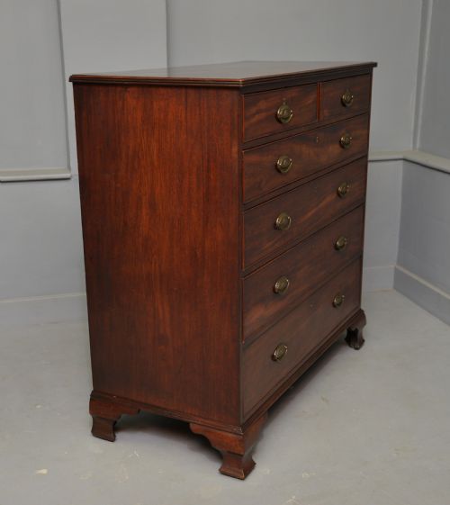 GEORGIAN GEORGE III MAHOGANY CHEST OF DRAWERS - ADDITIONAL PHOTO 11