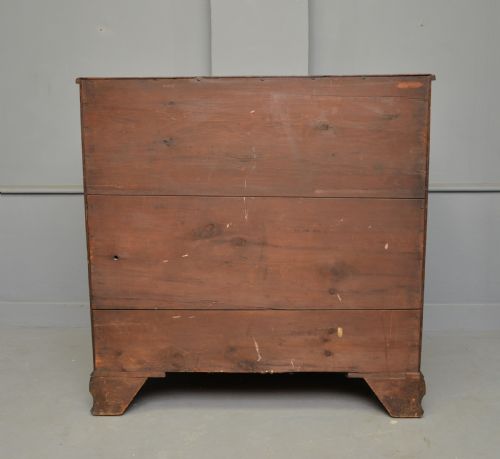 GEORGIAN GEORGE III MAHOGANY CHEST OF DRAWERS - ADDITIONAL PHOTO 14