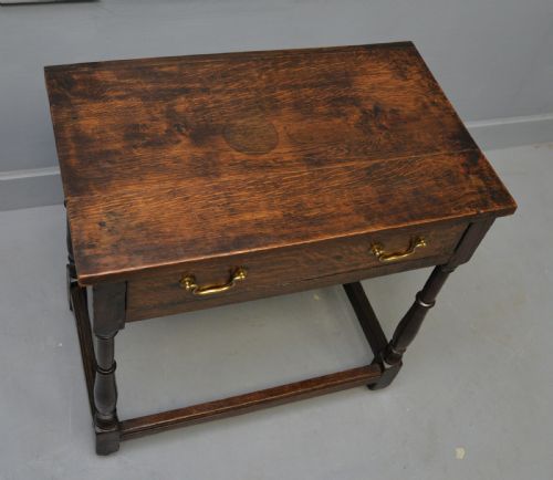 CHARMING 18TH CENTURY OAK SIDE TABLE - ADDITIONAL PHOTO 13