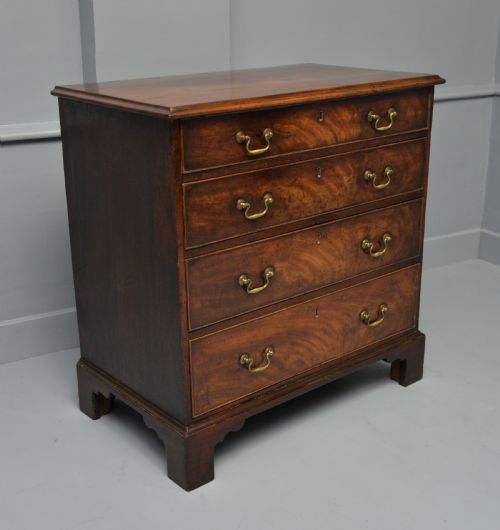 GEORGIAN MAHOGANY CHEST OF DRAWERS - ADDITIONAL PHOTO 12