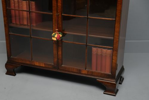 1920S QUEEN ANNE STYLE WALNUT GLAZED BOOKCASE - ADDITIONAL PHOTO 11