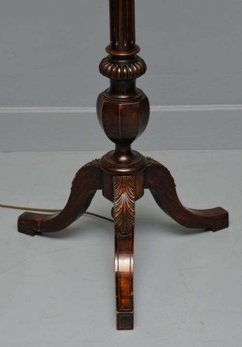 GEORGIAN STYLE C1920 MAHOGANY STANDARD FLOOR LAMP - ADDITIONAL PHOTO 9