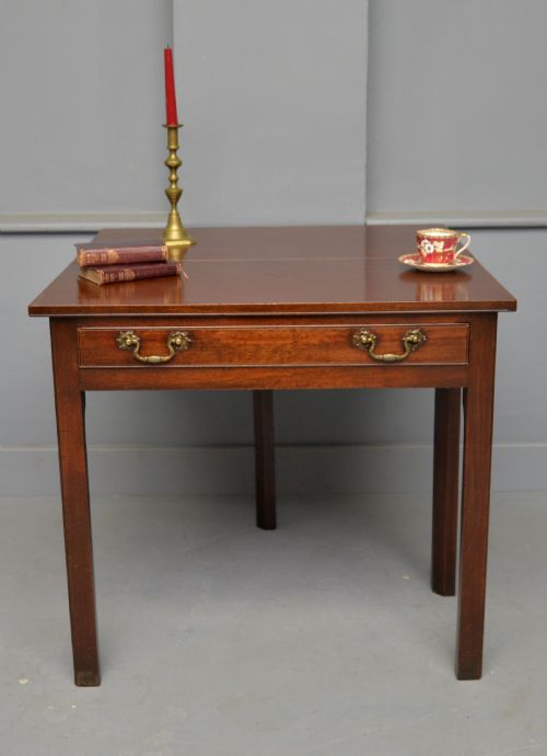 ELEGANT GEORGIAN MAHOGANY TEA SIDE TABLE - ADDITIONAL PHOTO 4