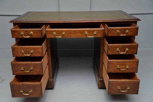 VICTORIAN SOLID OAK LEATHER TOP PEDESTAL WRITING DESK - ADDITIONAL PHOTO 2