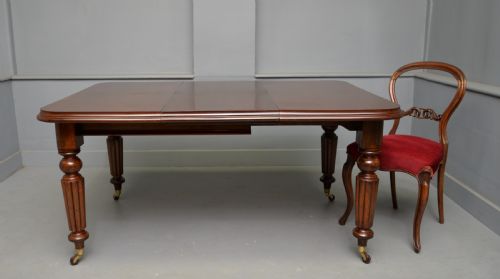 VICTORIAN MAHOGANY EXTENDING DINING TABLE - ADDITIONAL PHOTO 5
