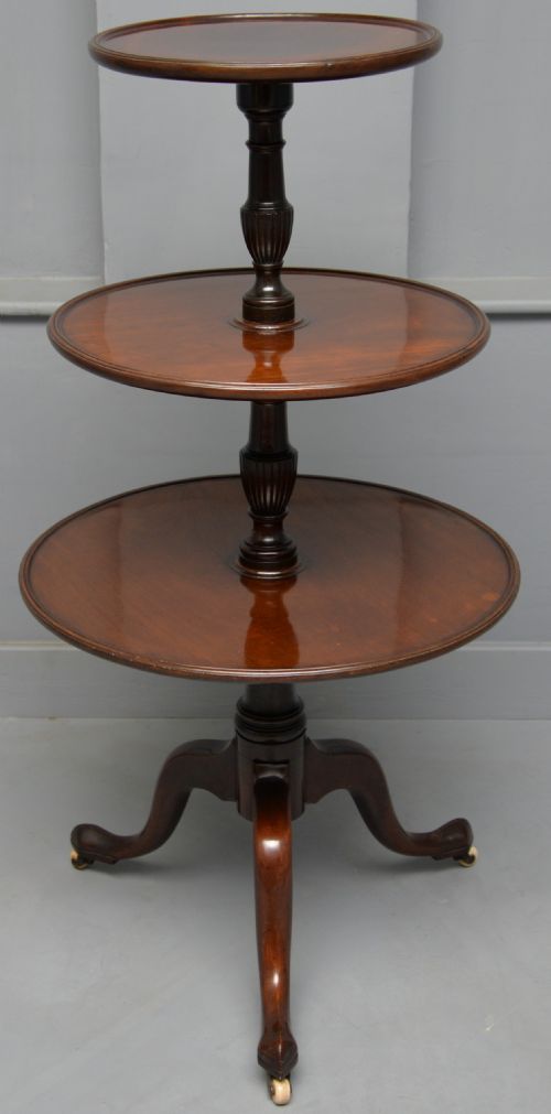 georgian mahogany three tier dumb waiter side table - CATEGORY: ANTIQUE FURNITURE - DATED GEORGIAN